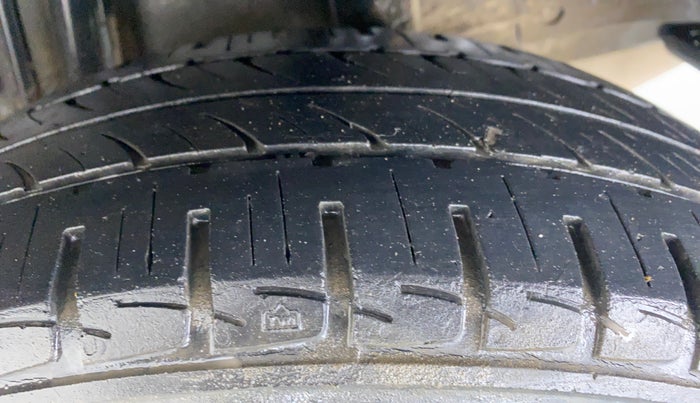 2017 Honda Jazz 1.2 S MT, Petrol, Manual, 32,287 km, Left Rear Tyre Tread