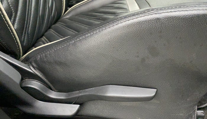 2018 Maruti Swift ZXI, Petrol, Manual, 30,472 km, Driver Side Adjustment Panel