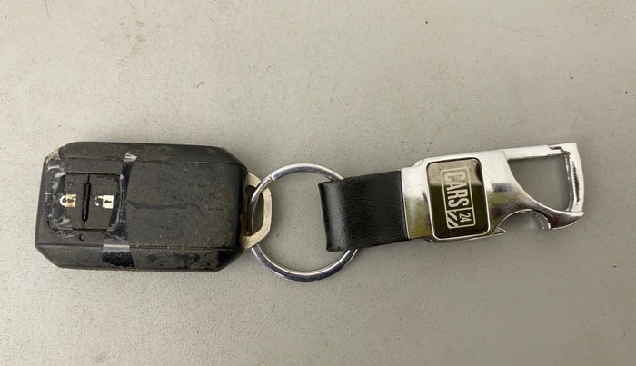 2018 Maruti Swift ZXI, Petrol, Manual, 30,472 km, Lock system - Dork lock functional only from remote key