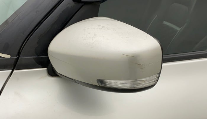2018 Maruti Swift ZXI, Petrol, Manual, 30,472 km, Left rear-view mirror - Minor scratches