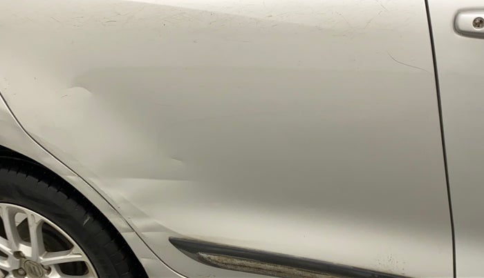 2018 Maruti Swift ZXI, Petrol, Manual, 30,472 km, Right rear door - Slightly dented