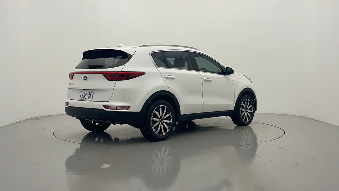 Right Back Diagonal (45- Degree) View