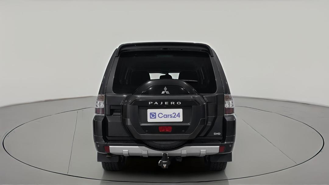 2020 Mitsubishi Pajero Gls (4x4) 7 Seat (leather), Automatic, 116454 km, Back/Rear View