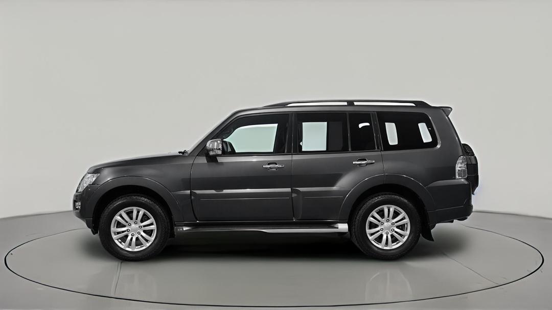 2020 Mitsubishi Pajero Gls (4x4) 7 Seat (leather), Automatic, 116454 km, Left Side View