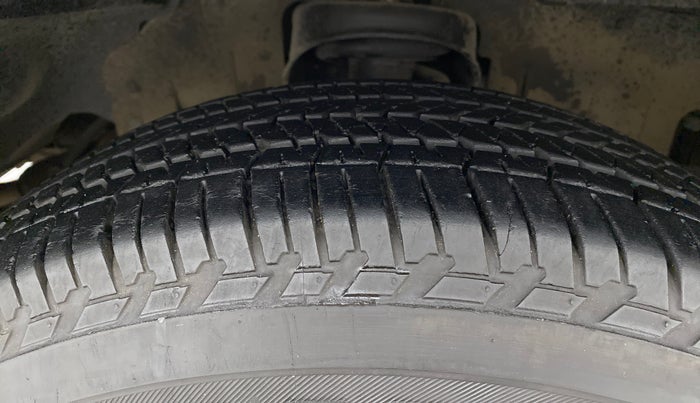 2021 Mahindra Scorpio S7, Diesel, Manual, 27,153 km, Right Front Tyre Tread