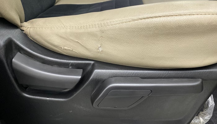 2021 Mahindra Scorpio S7, Diesel, Manual, 27,153 km, Driver Side Adjustment Panel