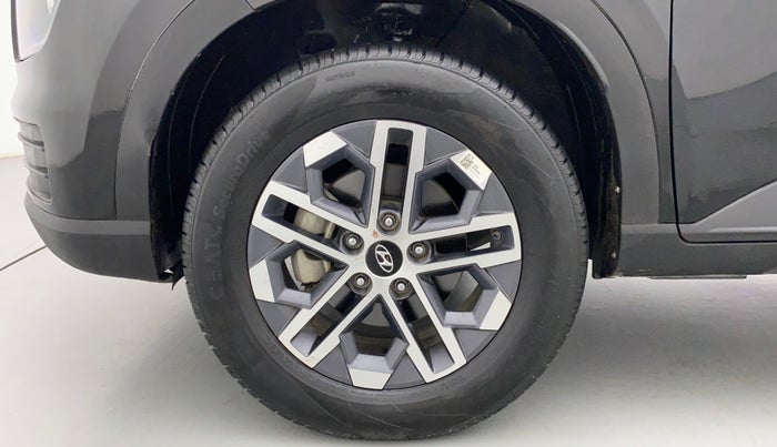 2022 Hyundai VENUE SX 1.5 CRDI, Diesel, Manual, 4,828 km, Left Front Wheel