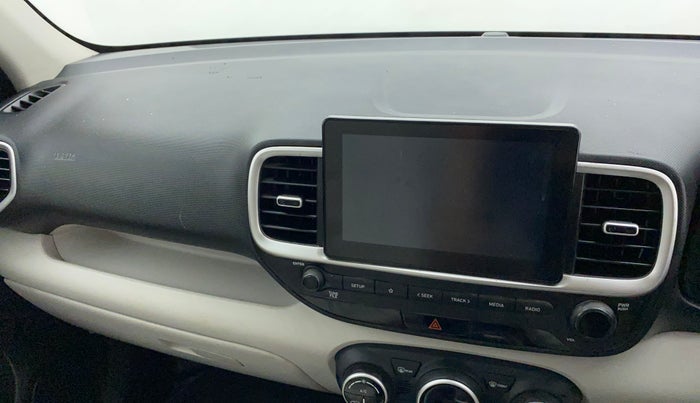 2022 Hyundai VENUE SX 1.5 CRDI, Diesel, Manual, 4,828 km, Dashboard - Minor scratches