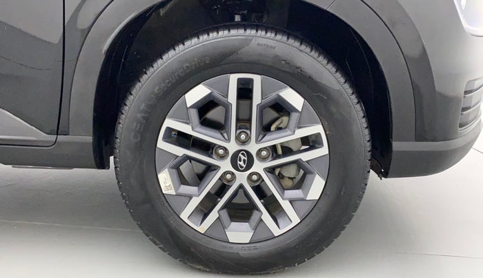 2022 Hyundai VENUE SX 1.5 CRDI, Diesel, Manual, 4,828 km, Right Front Wheel