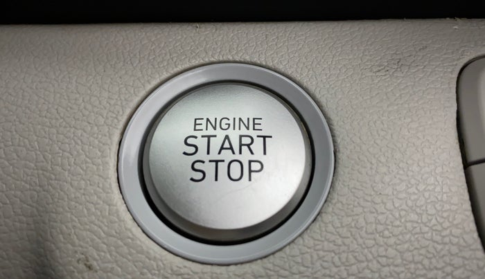 2022 Hyundai VENUE SX 1.5 CRDI, Diesel, Manual, 4,828 km, Keyless Start/ Stop Button