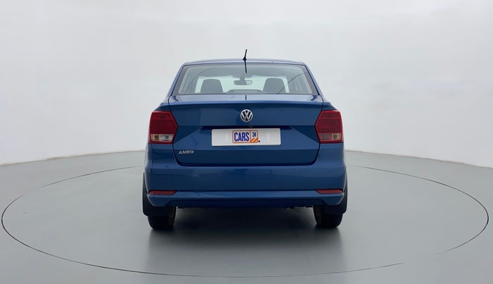 2016 Volkswagen Ameo HIGHLINE 1.2, Petrol, Manual, 30,686 km, Back/Rear