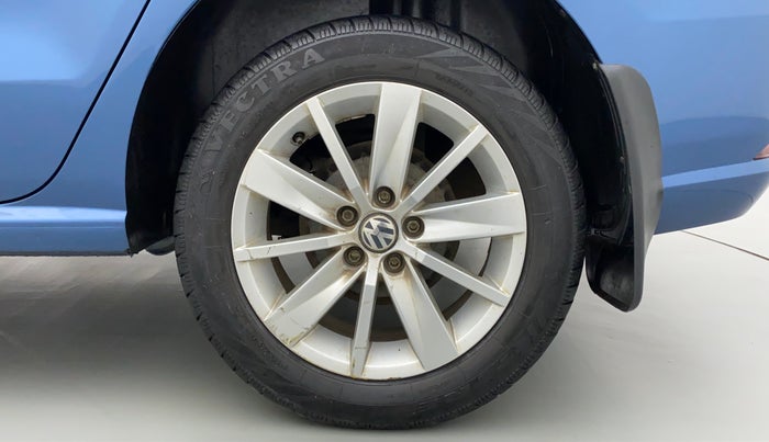 2016 Volkswagen Ameo HIGHLINE 1.2, Petrol, Manual, 30,686 km, Left Rear Wheel