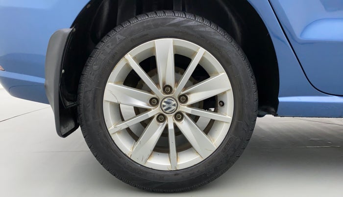 2016 Volkswagen Ameo HIGHLINE 1.2, Petrol, Manual, 30,686 km, Right Rear Wheel