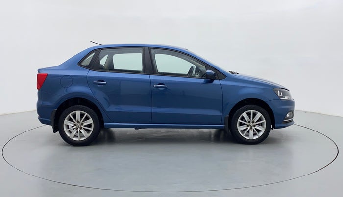 2016 Volkswagen Ameo HIGHLINE 1.2, Petrol, Manual, 30,686 km, Right Side