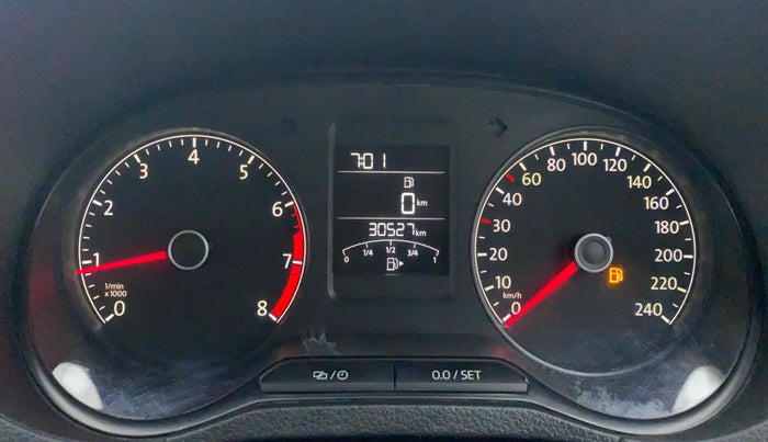 2016 Volkswagen Ameo HIGHLINE 1.2, Petrol, Manual, 30,686 km, Odometer Image