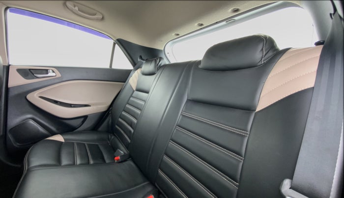 2019 Hyundai Elite i20 1.2 SPORTS PLUS VTVT, Petrol, Manual, 30,078 km, Right Side Rear Door Cabin