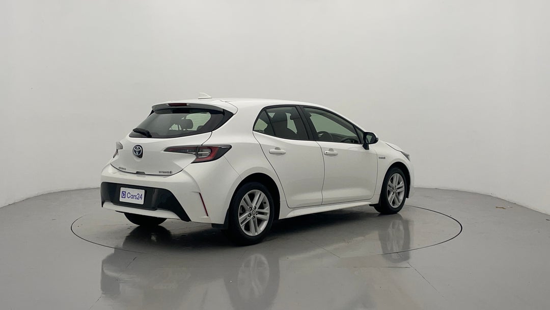 Right Back Diagonal (45- Degree) View