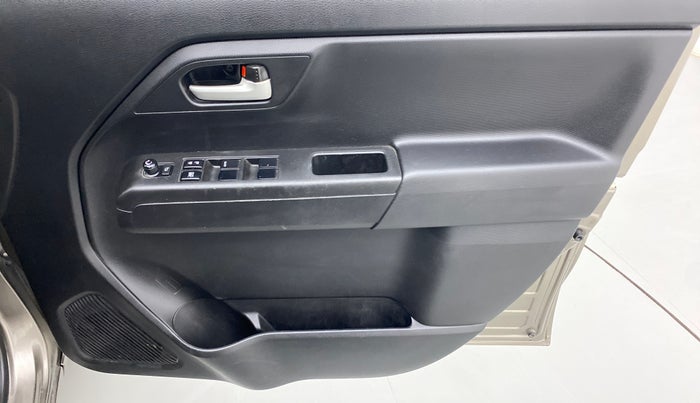 2019 Maruti New Wagon-R ZXI 1.2 AMT, Petrol, Automatic, 61,569 km, Driver Side Door Panels Control