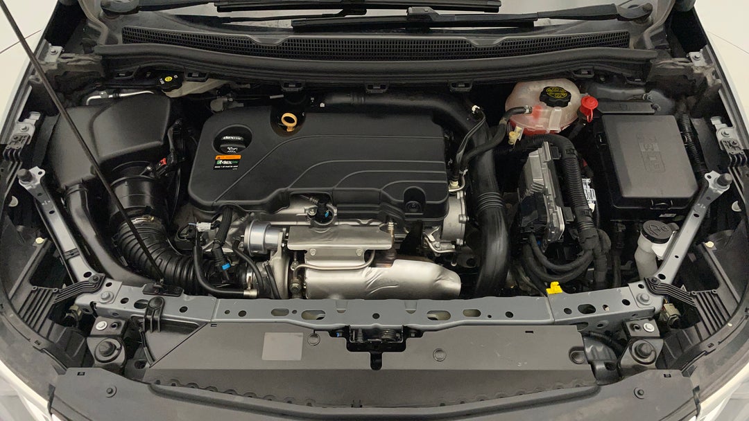 Open Bonnet (Engine)