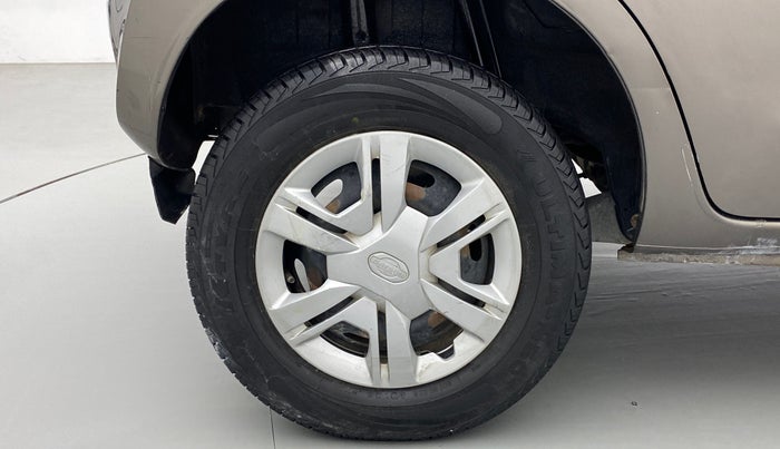 2017 Datsun Redi Go T (O), Petrol, Manual, 77,422 km, Right Rear Wheel