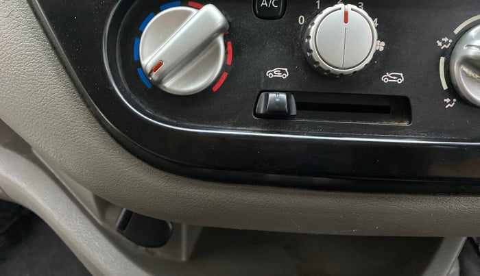 2017 Datsun Redi Go T (O), Petrol, Manual, 76,982 km, Dashboard - Air Re-circulation knob is not working