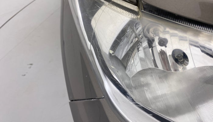 2017 Datsun Redi Go T (O), Petrol, Manual, 76,982 km, Right headlight - Minor scratches