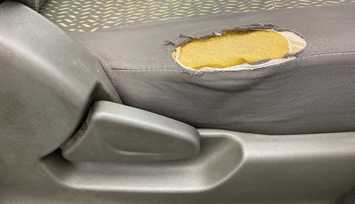 2017 Datsun Redi Go T (O), Petrol, Manual, 77,422 km, Driver Side Adjustment Panel