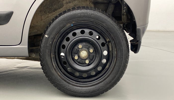 2016 Maruti Wagon R 1.0 VXI, Petrol, Manual, 80,882 km, Left Rear Wheel
