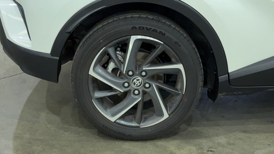 2021 Toyota C-HR Koba (2WD) Hybrid, Automatic, 63767 km, Right Rear Wheel