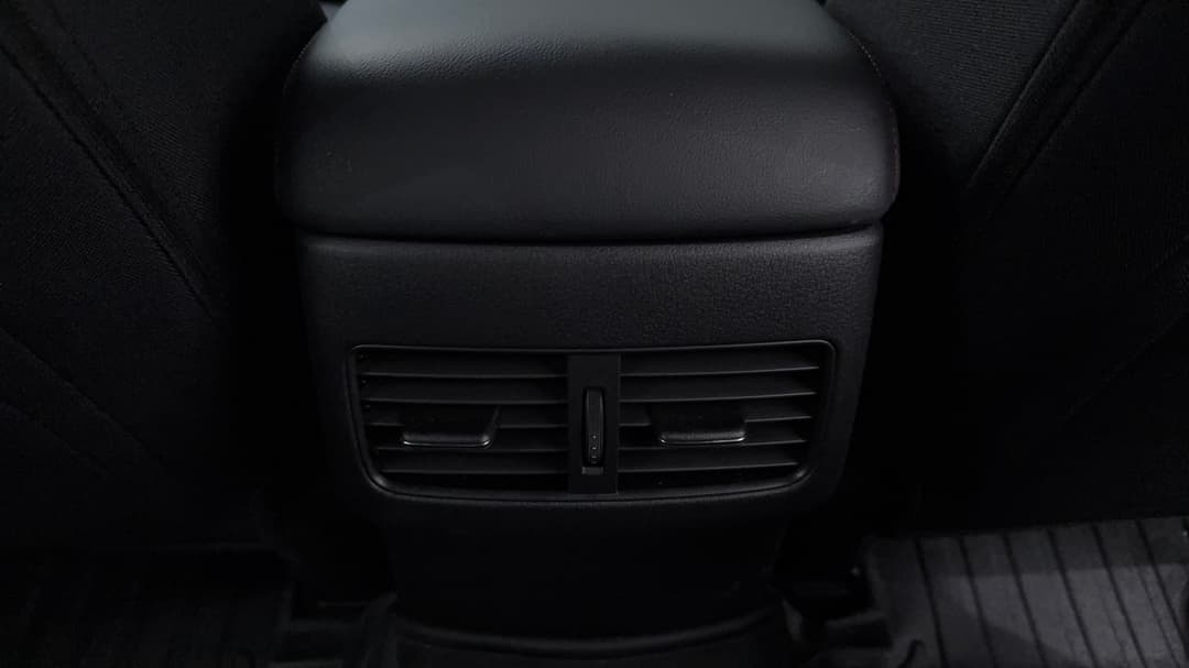 2024 Mazda 3 G25 Evolve Sp, Automatic, 10285 km, Rear A/C Vent
