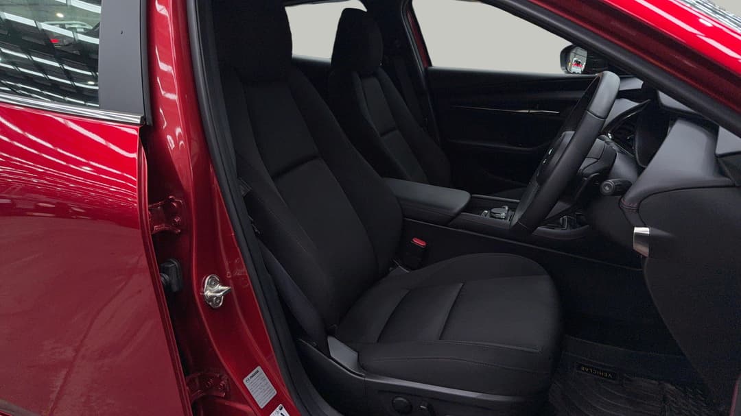 2024 Mazda 3 G25 Evolve Sp, Automatic, 10285 km, Right Side Front Door Cabin View