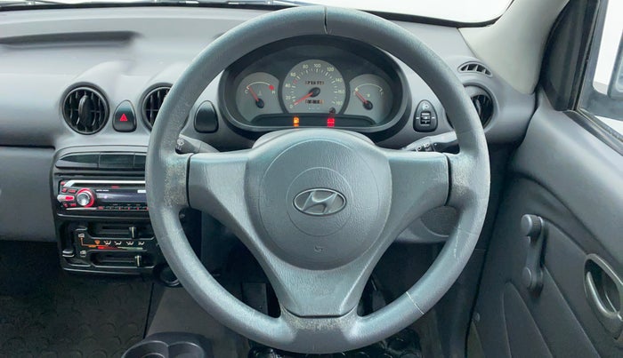 2009 Hyundai Santro Xing GL, Petrol, Manual, 41,610 km, Steering Wheel Close-up