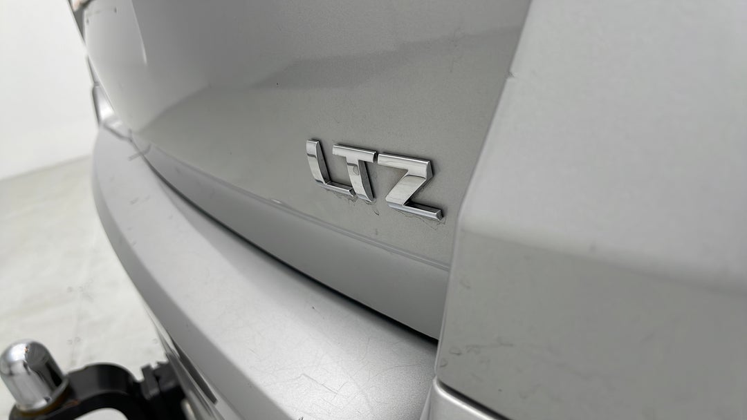 Badge (Boot Right Side)