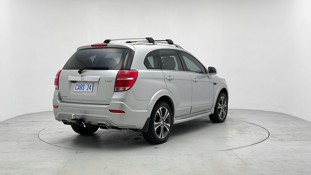 Right Back Diagonal (45- Degree) View