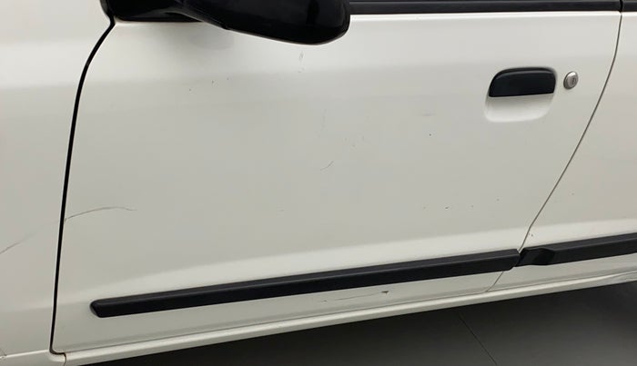 2011 Maruti Alto K10 VXI, Petrol, Manual, 56,518 km, Front passenger door - Slight discoloration