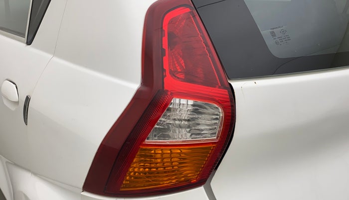 2018 Datsun Redi Go T (O), Petrol, Manual, 1,07,013 km, Left tail light - Minor damage