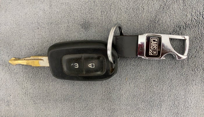 2018 Datsun Redi Go T (O), Petrol, Manual, 1,07,013 km, Key Close Up