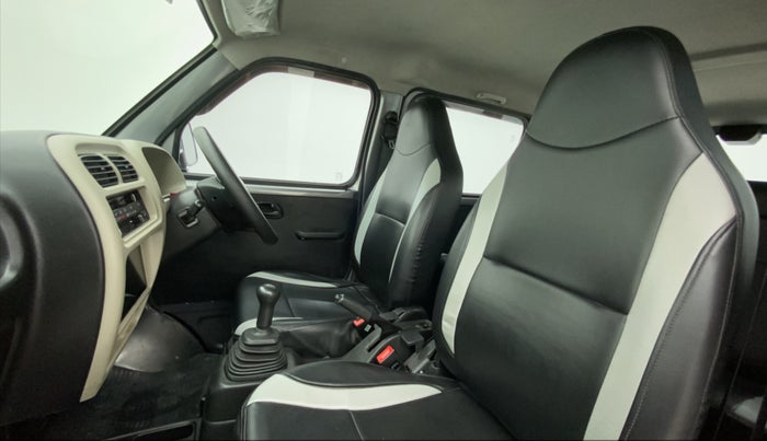 2019 Maruti Eeco 5 STR WITH A/C+HTR, Petrol, Manual, 28,172 km, Right Side Front Door Cabin
