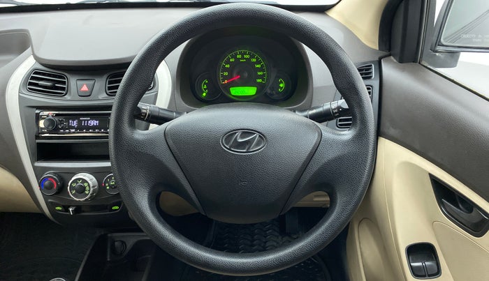 2016 Hyundai Eon ERA PLUS, Petrol, Manual, 24,831 km, Steering Wheel Close Up