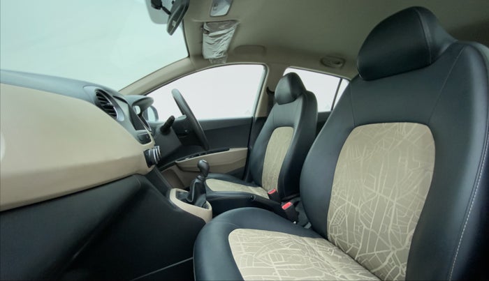 2017 Hyundai Grand i10 MAGNA 1.2 KAPPA VTVT, Petrol, Manual, 23,725 km, Right Side Front Door Cabin