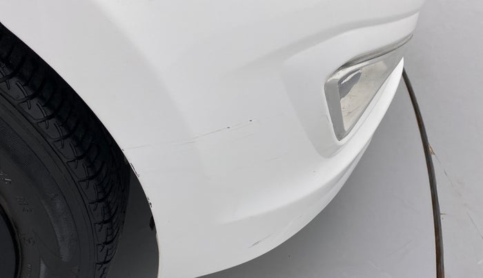 2017 Hyundai Verna 1.6 CRDI S, Diesel, Manual, 80,883 km, Front bumper - Minor scratches