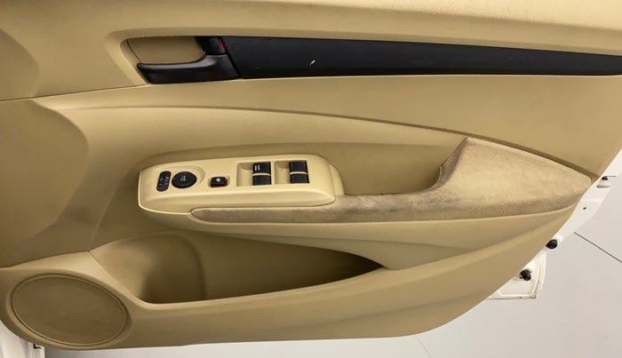 2011 Honda City 1.5L I-VTEC S MT, Petrol, Manual, 98,112 km, Driver Side Door Panels Control