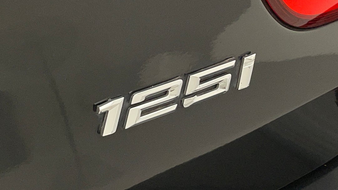 Badge (Boot Right Side)