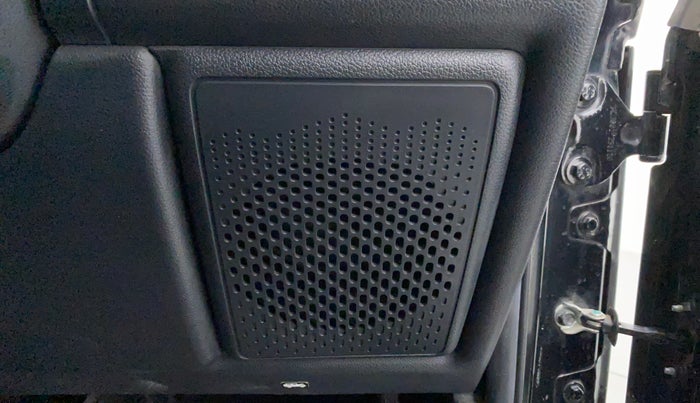2021 Mahindra Thar LX  P 4WD AT CONVERTIBLE, Petrol, Automatic, 5,302 km, Speaker