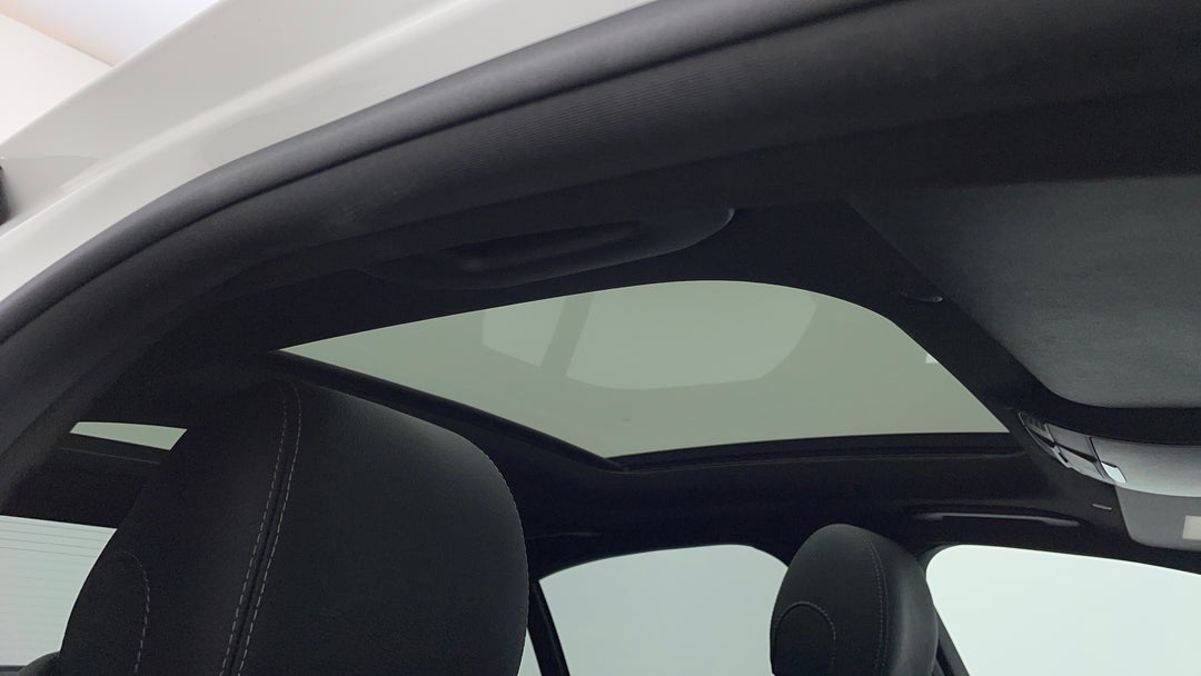 Interior Sunroof/Moonroof