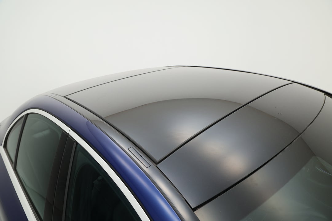 2018 Mercedes-benz C200 Eq (hybrid), Automatic, 59279 km, Roof/Sunroof View