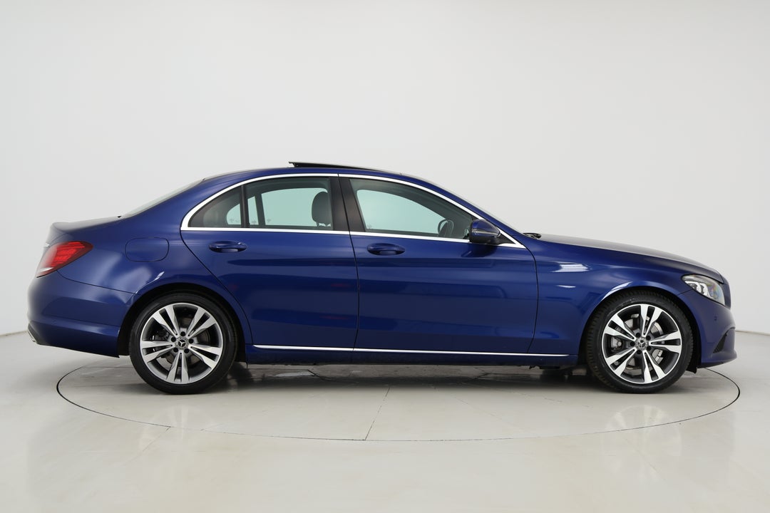 2018 Mercedes-benz C200 Eq (hybrid), Automatic, 59279 km, Right Side View