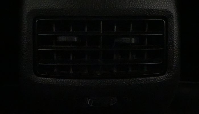 2016 Hyundai Elite i20 MAGNA 1.2, Petrol, Manual, 22,708 km, Rear AC Vents