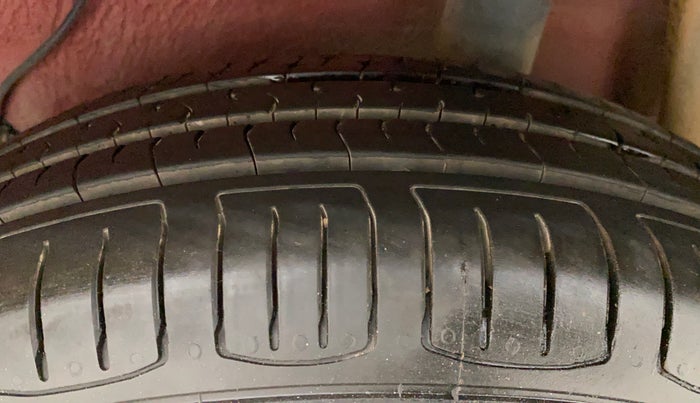 2016 Maruti Celerio ZXI AMT, Petrol, Automatic, 65,578 km, Left Rear Tyre Tread