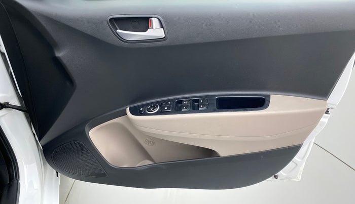 2018 Hyundai Grand i10 SPORTZ 1.2 KAPPA VTVT, Petrol, Manual, 22,876 km, Driver Side Door Panels Control
